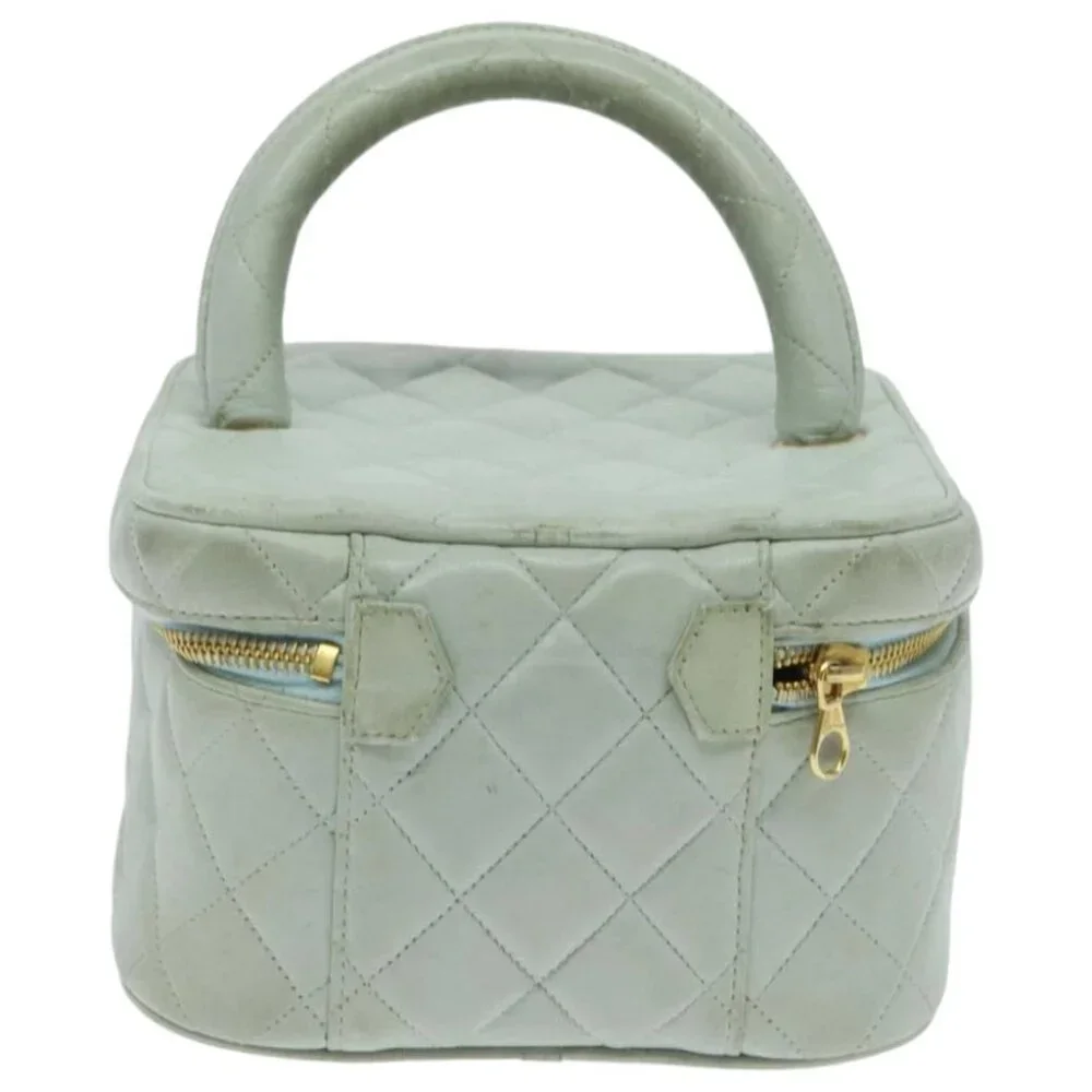 CHANEL Matelasse Vanity Cosmetic Pouch Lamb Skin Blue Gold CC Auth yk15445 - Picture 8 of 16